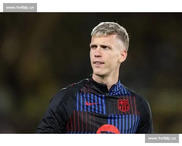 度假同框引热议！奥尔莫与迪亚斯伊维萨岛合影暗藏转会玄机？